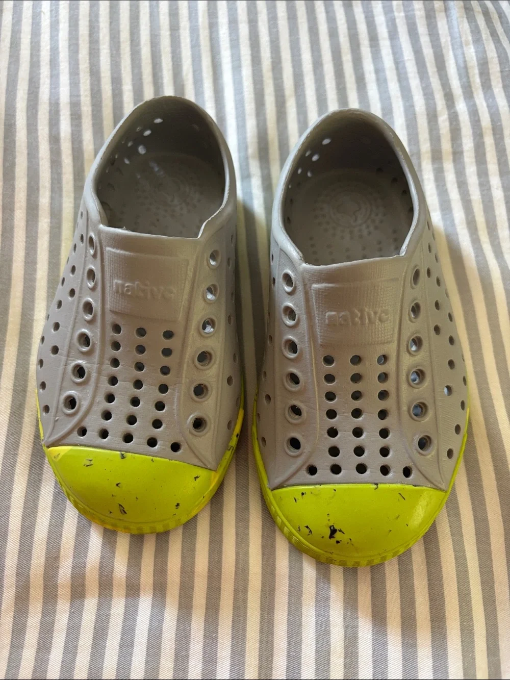 Native Kids Slip-On Water Shoes in Gray and Neon Green
